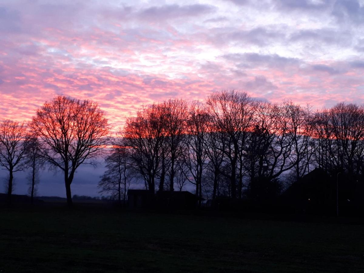 De Veenborgh Veendam Buitenkant foto